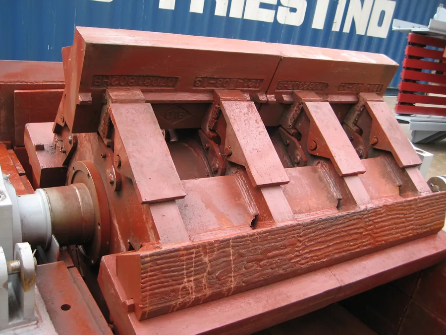 Heavy-duty impact crusher rotor assembly